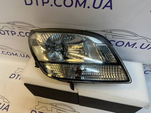 Основна фара - вставка 95025586 GM