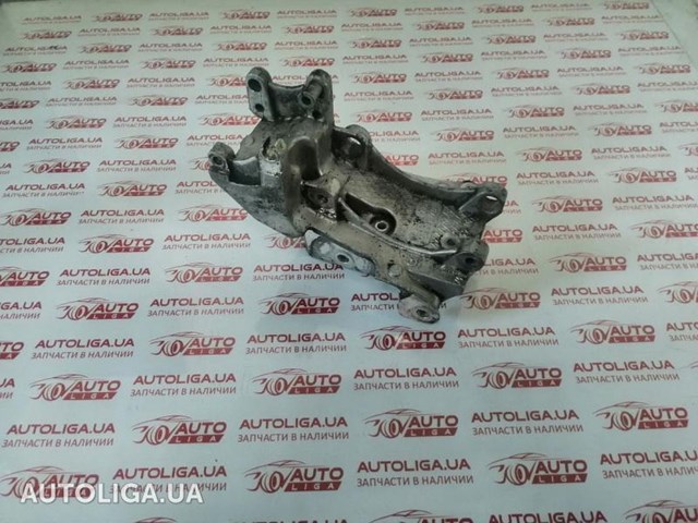 Кронштейн кріплення генератора 9643834880 PEUGEOT