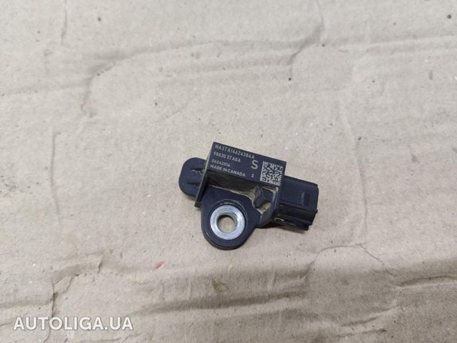 Датчик подушки безпеки 988303TA0A NISSAN