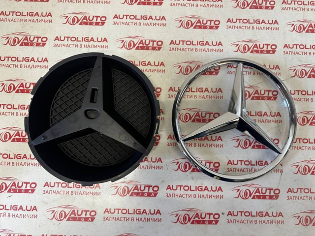 Облицювання радіатора A0008880160 MERCEDES