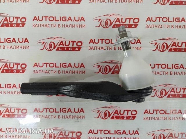 Наконечник рульовий A2054600105 MERCEDES