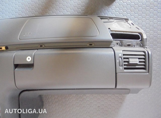Бардачок A2106801391 MERCEDES