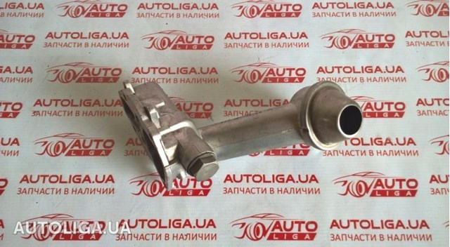 Масляний насос двигуна A6031811320 MERCEDES