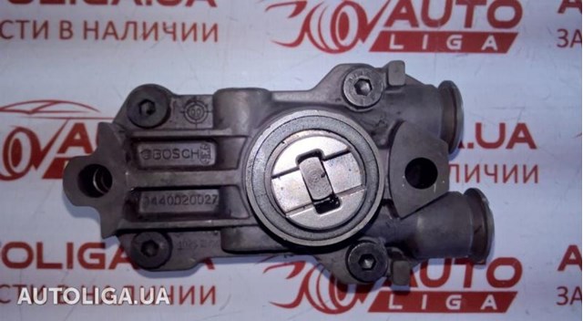 Паливний насос, механічний A6110900350 MERCEDES