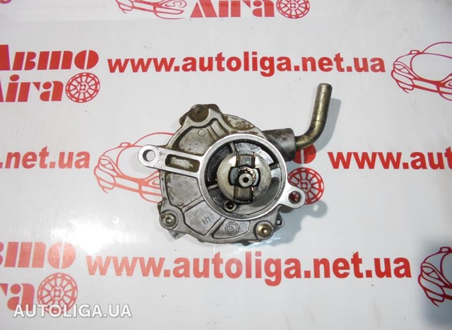 Насос вакуумний A6112300065 MERCEDES