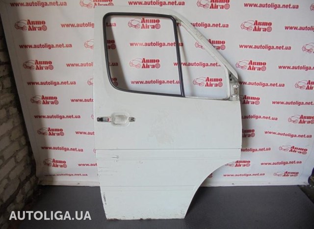 Дверка передня права A9017200405 MERCEDES