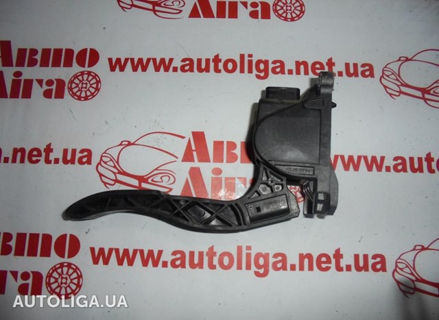 Педаль акселератора A9063000404 VAG