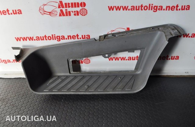 Накладка на поріг права A9066860110 VAG