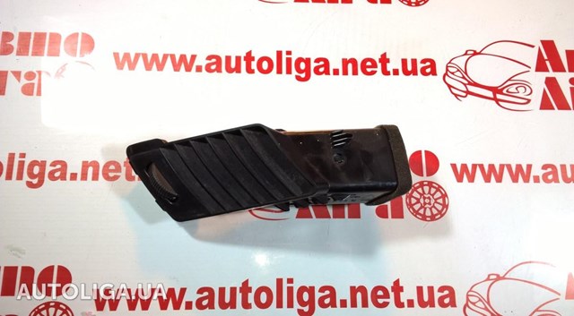 Решітка повітропровода права A9068300354 MERCEDES