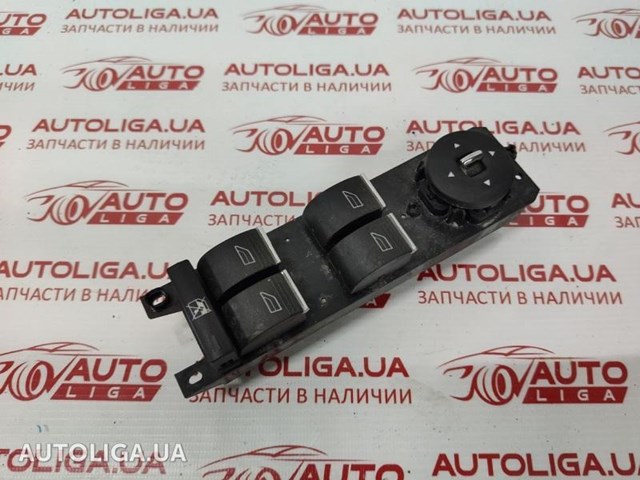 Кнопковий блок керування склопідіймачами передній лівий AM5T14A132AA FORD