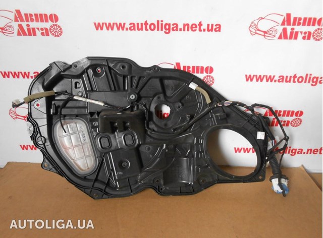 Накладка передньої лівої двері GS1D5997X MAZDA