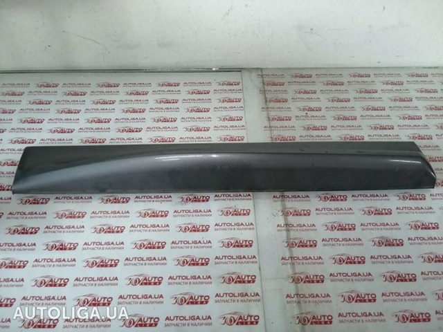 Молдинг передньої лівої двері LR024159 LAND ROVER