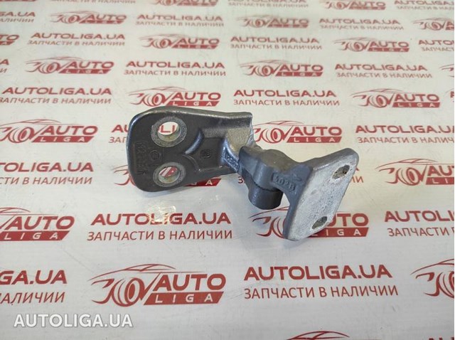 Завіса дверей передных лівих LR030362 LAND ROVER