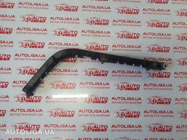 Напрямна заднього бампера, ліва LR061275 LAND ROVER