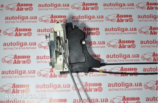 Замок задньої двері, лівої MN145875 MITSUBISHI