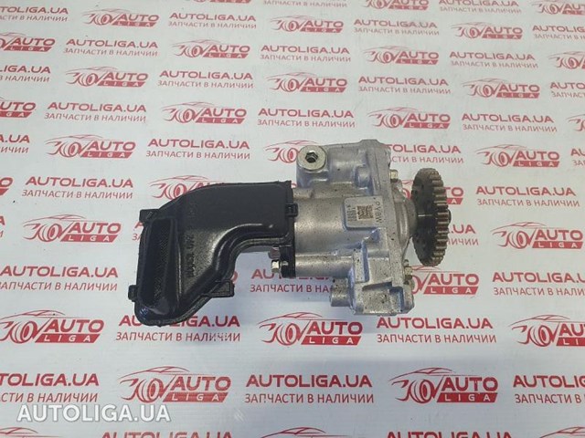 Масляний насос двигуна PY8W14100 MAZDA