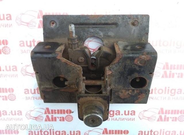 Кронштейн замку капоту YC1516774AG FORD
