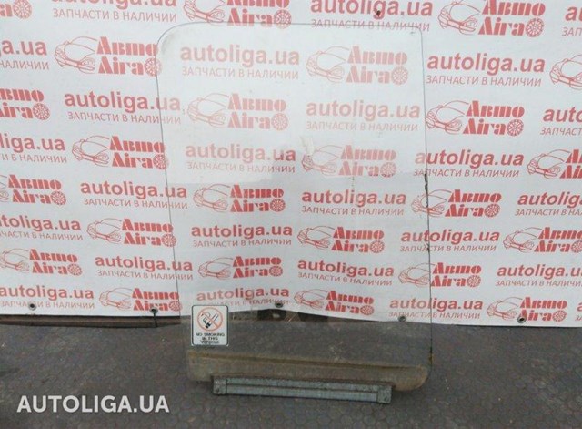 Скло пасажирських дверей YC15V21410AC FORD