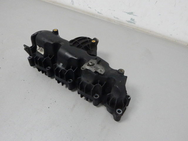 Колектор впускний 03L129711AG VAG