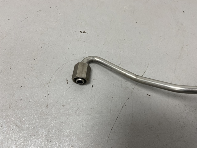 Подача масляна труба 04L145771H VAG