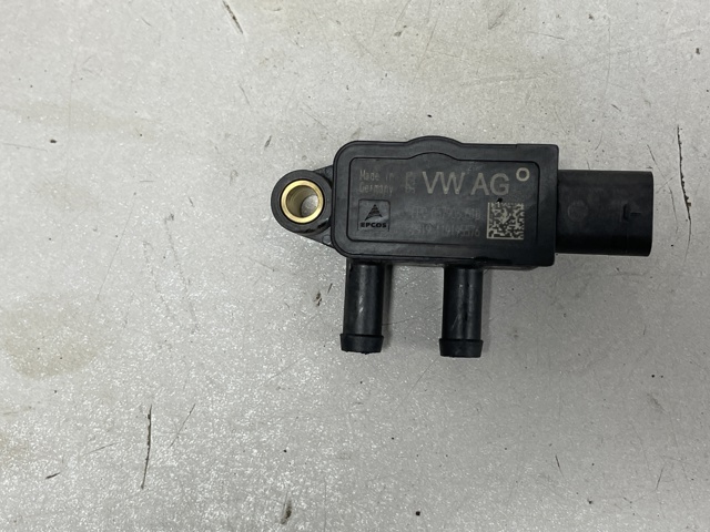 Датчик тиску вихлопних газів 057906051B VAG