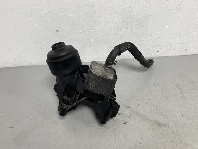 Корпус маслофільтра 05L115389AB VAG