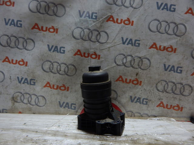 Корпус маслофільтра 06M115401K VAG