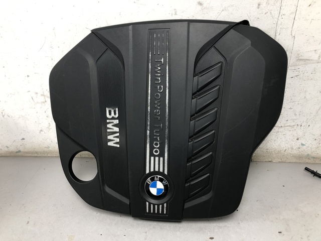 Кришка двигуна декоративна 11147811025 BMW