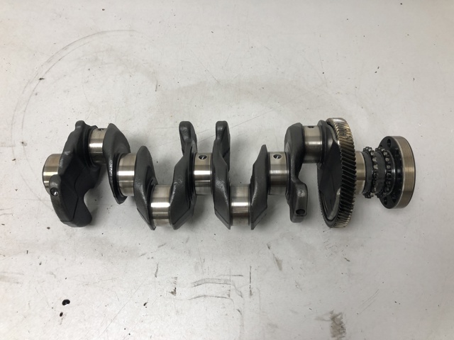 Колінчастий вал 11218515071 BMW