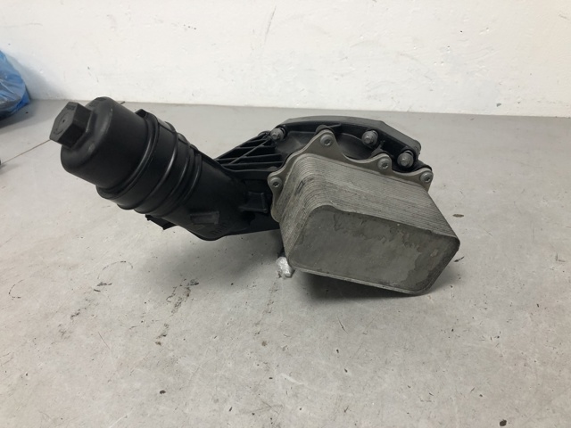 Корпус маслофільтра 11428583895 BMW