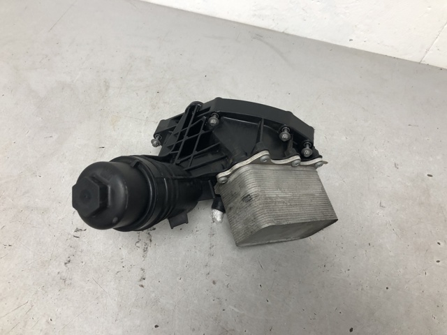 Корпус маслофільтра 11428583895 BMW