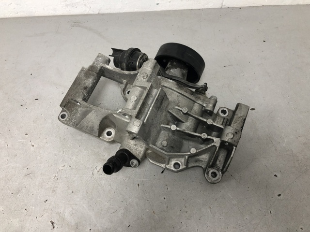 Помпа водяна, корпус 11518588887 BMW