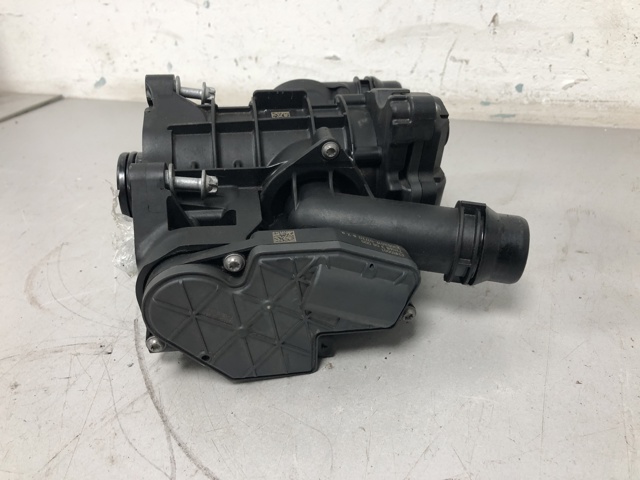 Корпус термостата в зборі 11538642560 BMW