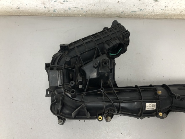 Колектор впускний 11618511363 BMW