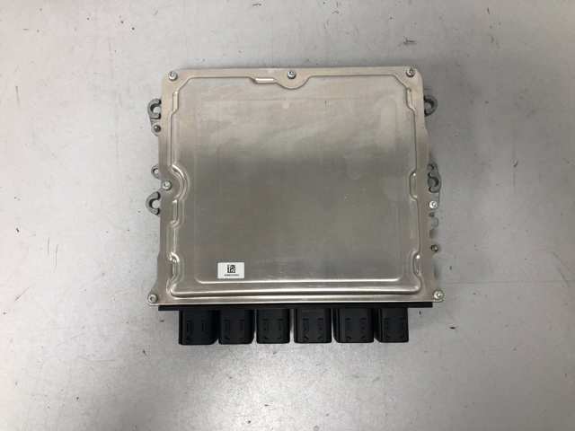 Блок двигуна 12148489464 BMW