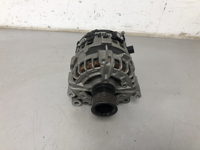 Генератор 180a bmw x3 g01 12318571357 2017- (29969)
