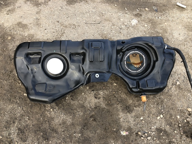 Бензобак 16119895863 BMW