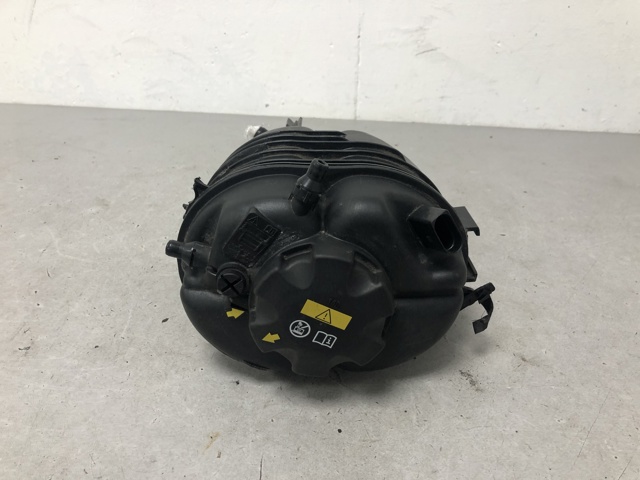 Бачок для води 17138610652 BMW