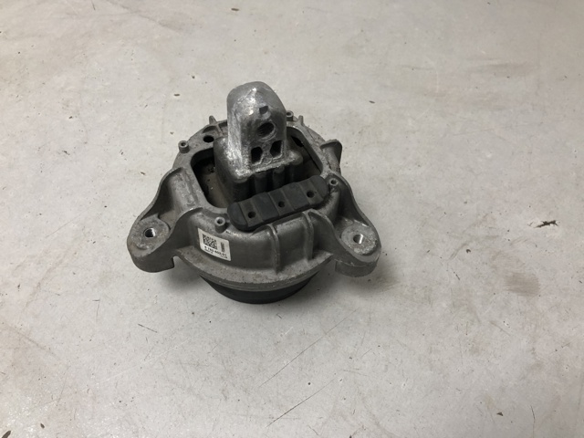 Права подушка двигуна 22116785602 BMW