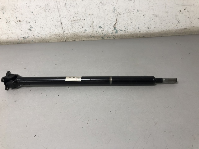 Кардан передній 26208698362 BMW