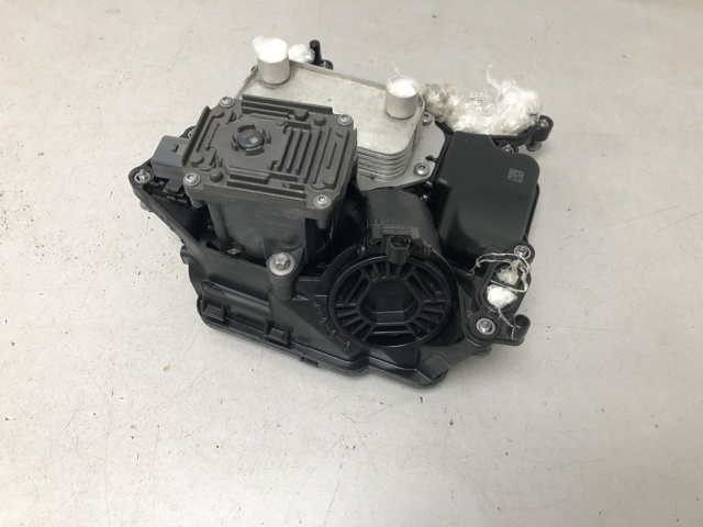 Корпус масляного фільтра 27218844179 BMW