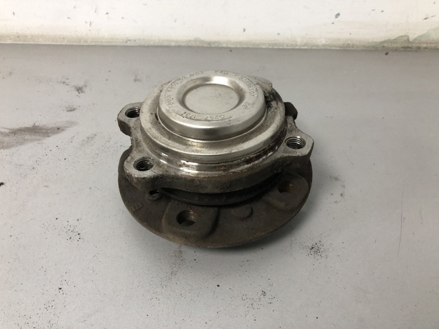 Підшипник в зборі з маточиною передній 31206850158 BMW