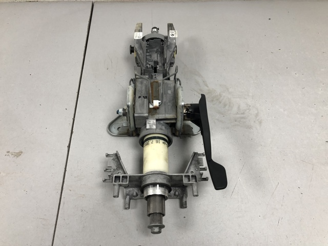 Колонка рульова 32306795345 BMW