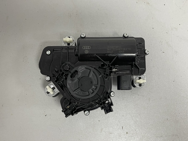 Мотор-привід відкр/закр. замку багажника (3/5-х дв.) 3V5827887C VAG