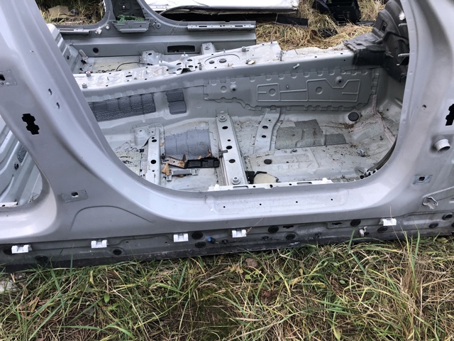 Кузовщина права 41007487372 BMW