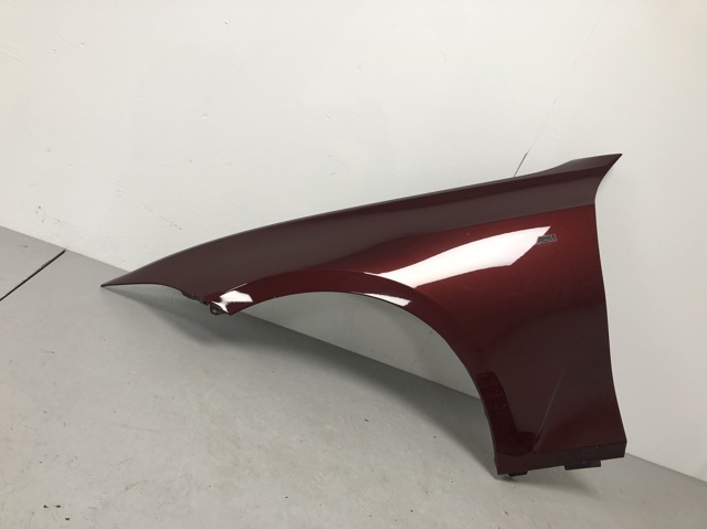 Ліве переднє крило 41008494439 BMW
