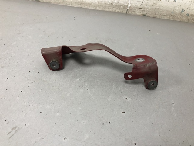 Кронштейн кріплення крила переднього правого, задній 41009466088 BMW