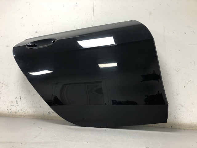 Двері задні в зборі 41529482702 BMW