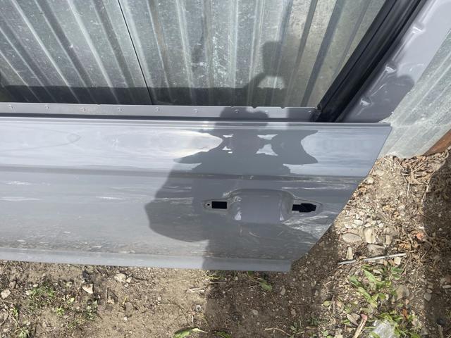Водійські двері 4G0831051 VAG
