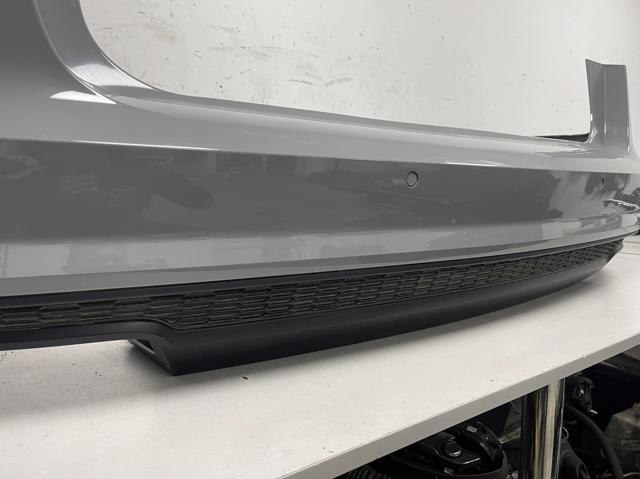 Буфер (бампер) задній 4G9807067Q VAG